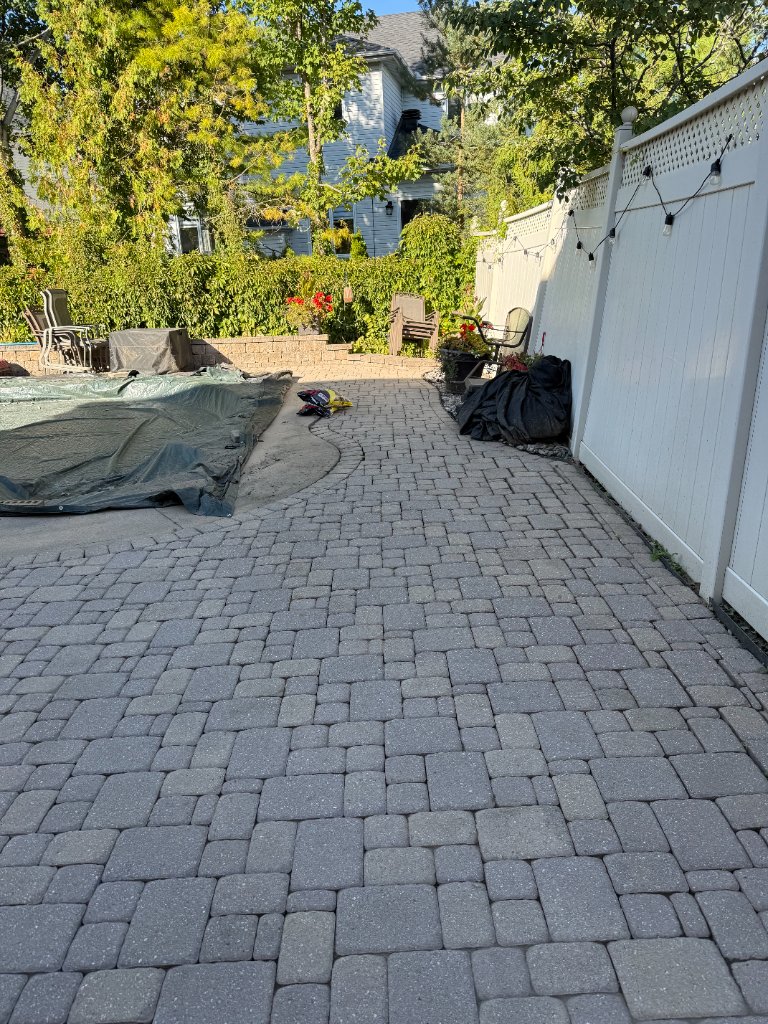 Pressure washing work 4